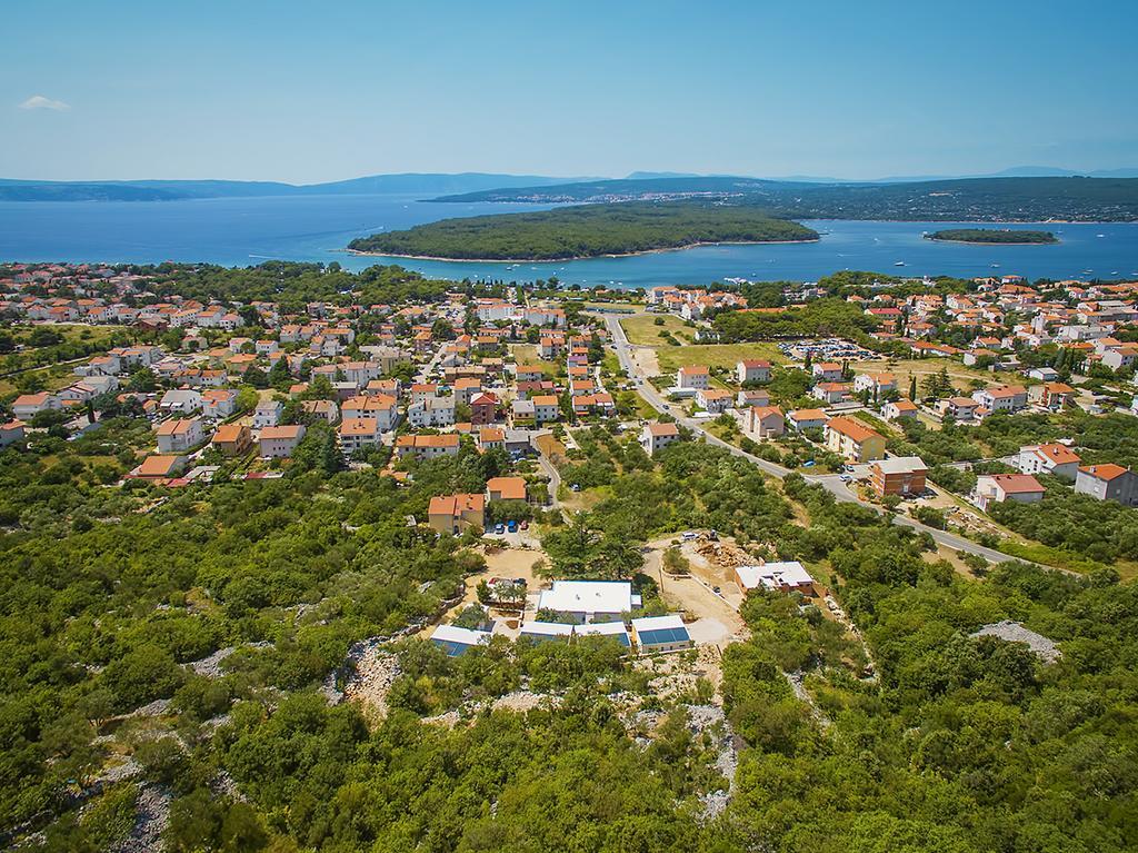 Mobile Homes And Apartments St,Denis Punat Bagian luar foto