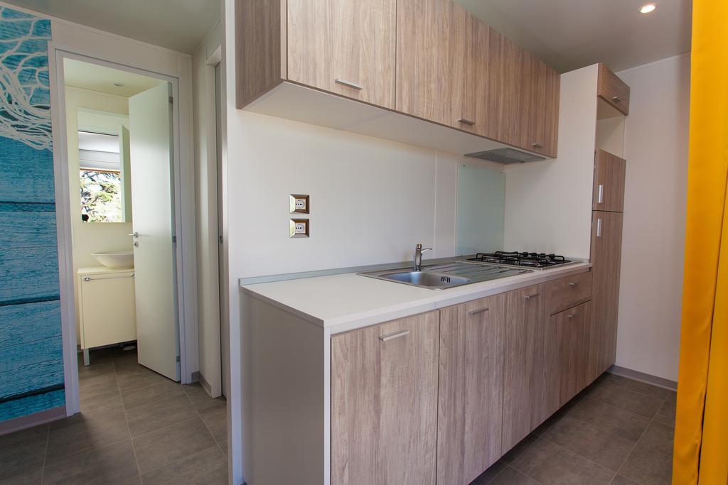 Mobile Homes And Apartments St,Denis Punat Bagian luar foto